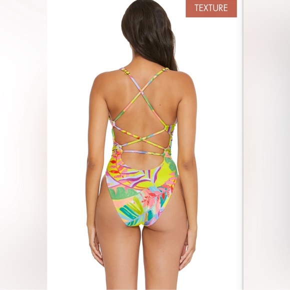 NWT Becca Women's Costa Bella Kali V Neck One Piece Swimsuit - Picture 5 of 13